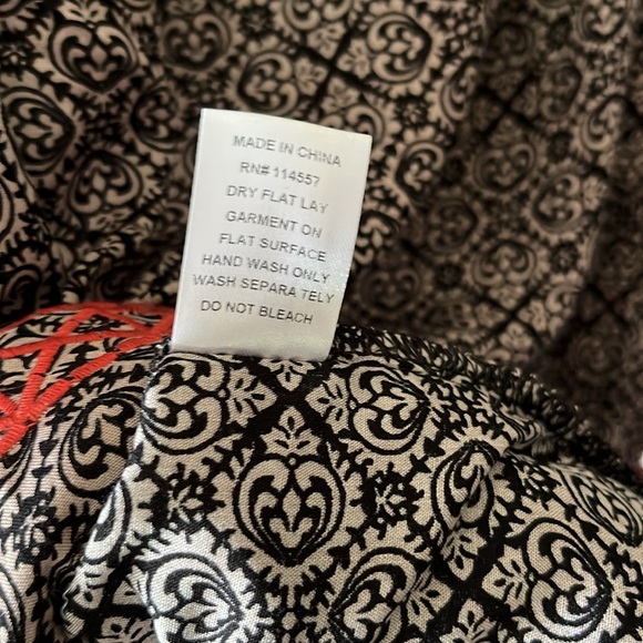 THML Black and Red Geometric Mini Dress - Picture 7 of 8